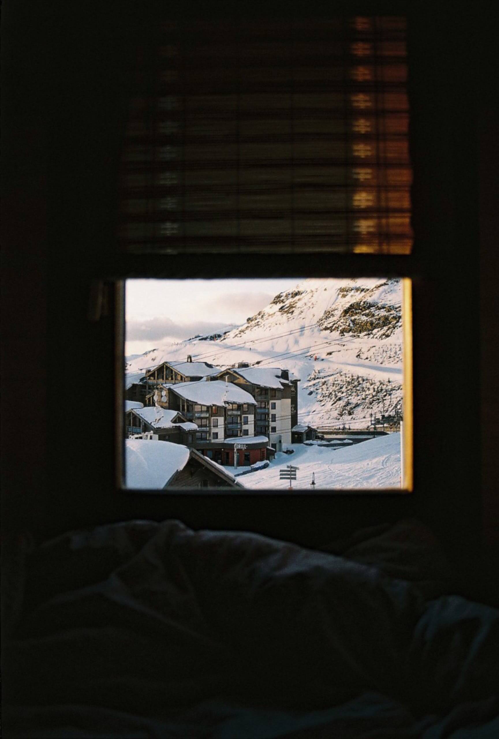 Photo by Moritz Feldmann